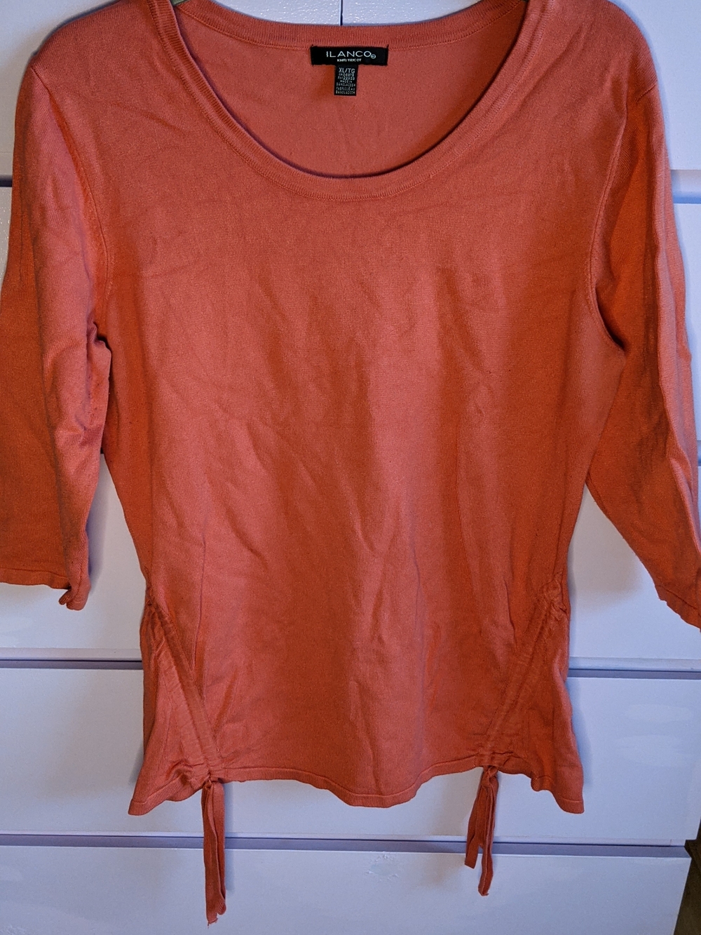 Coral Tie-Hem Scoop Neck Women's Top Spmoke Free Pet Free
